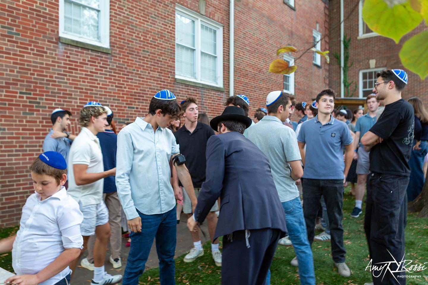 Students gathered close in the courtyard on Rosh Hashanah